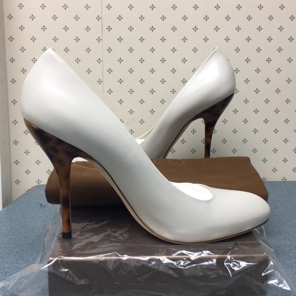 Gucci Shoes - Gucci Mystic White Hidden Platforms Tortoise Heels